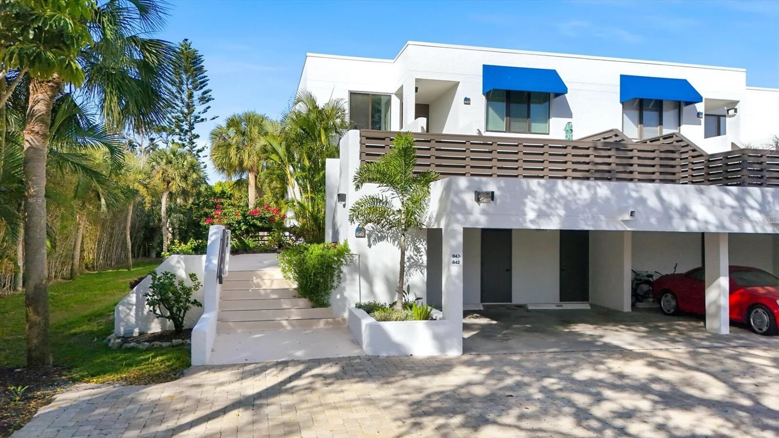 Property Photo:  842 Bayport Way 842  FL 34228 