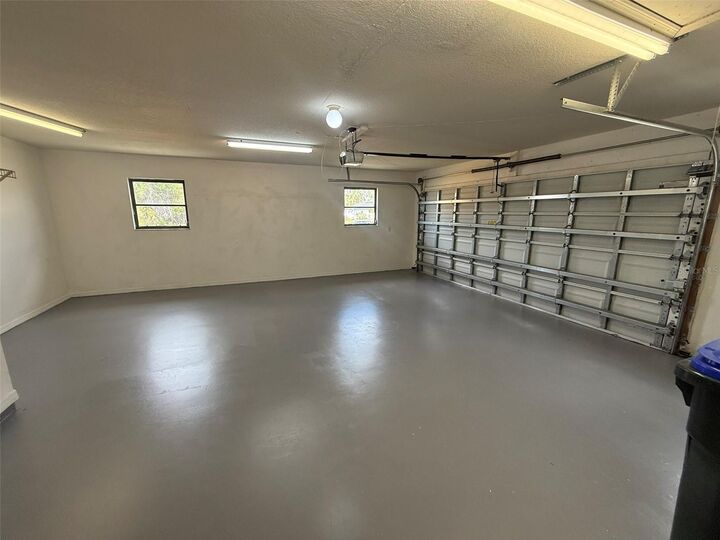 Property Photo:  1001 S Wapello Street  FL 34286 