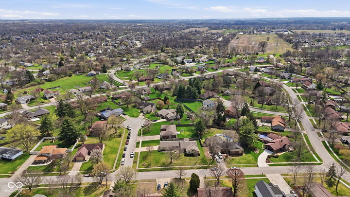 Property Photo:  1373 Echo Bend Street  IN 46142 