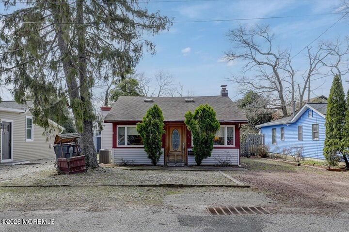 Property Photo:  421 Malibu Way  NJ 08723 