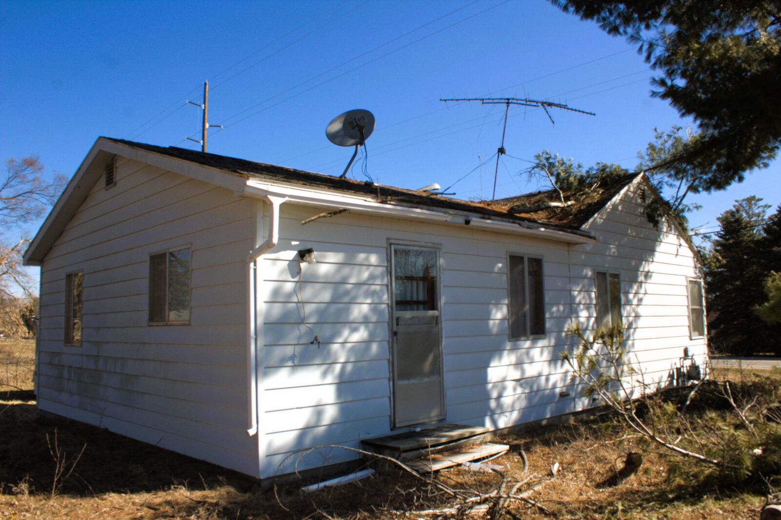 Property Photo: 5193 N Mission Road MI 48878