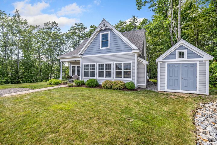 Property Photo:  11 Kings Pine Lane 127  ME 04046 