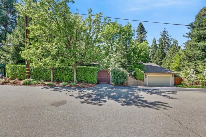 Property Photo:  4401 Shady Oak  CA 95628 