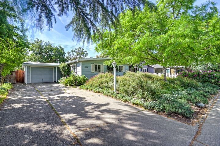 Property Photo:  1406 Duke Drive  CA 95616 