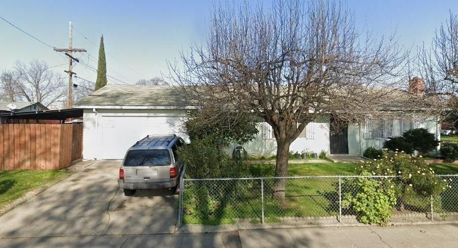 Property Photo:  2311 E Oak Street  CA 95205 