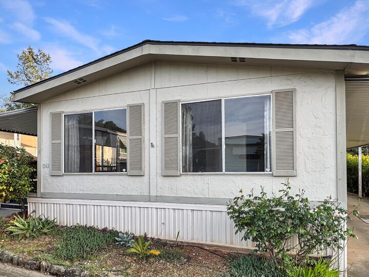 Property Photo:  1542 Cottonwood Circle 14  CA 95603 