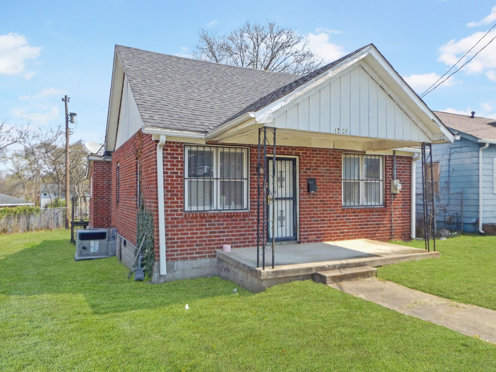 Property Photo:  1704 Dr Db Todd Jr Blvd  TN 37208 