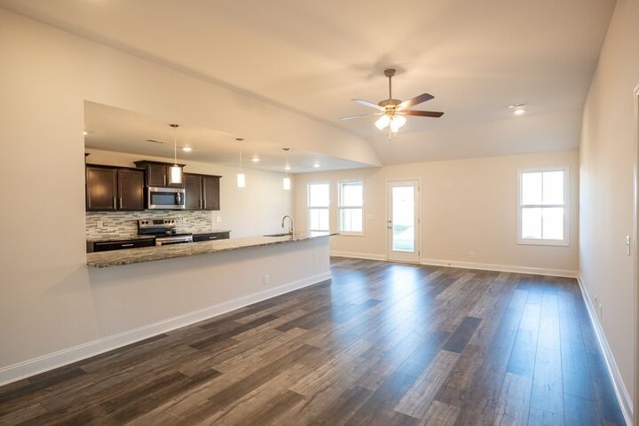 Property Photo: 12 Persinger Place TN 37042