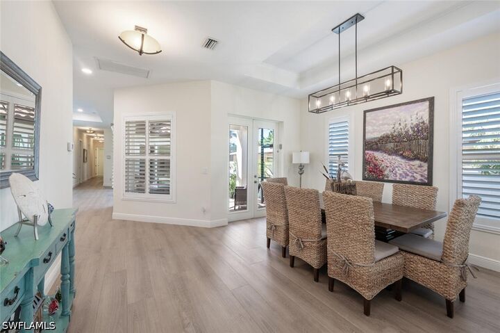 Property Photo:  730 95th Avenue N  FL 34108 