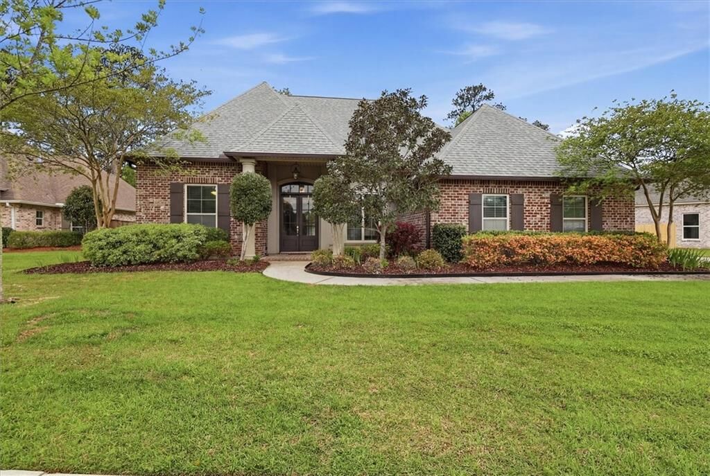 Property Photo: 1557 Rue De Fontaine Street LA 70433