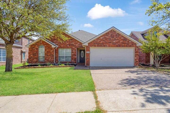 Property Photo:  608 Lake Village Drive  TX 75071 