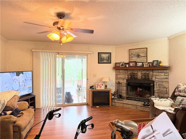 Property Photo:  826 Cabin Creek Road  AR 72846 