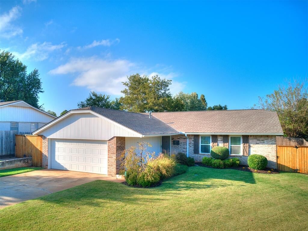 Property Photo: 801 Belle Air Avenue OK 73013
