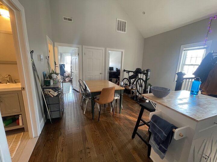 Property Photo: 781 Parker St 3 MA 02120