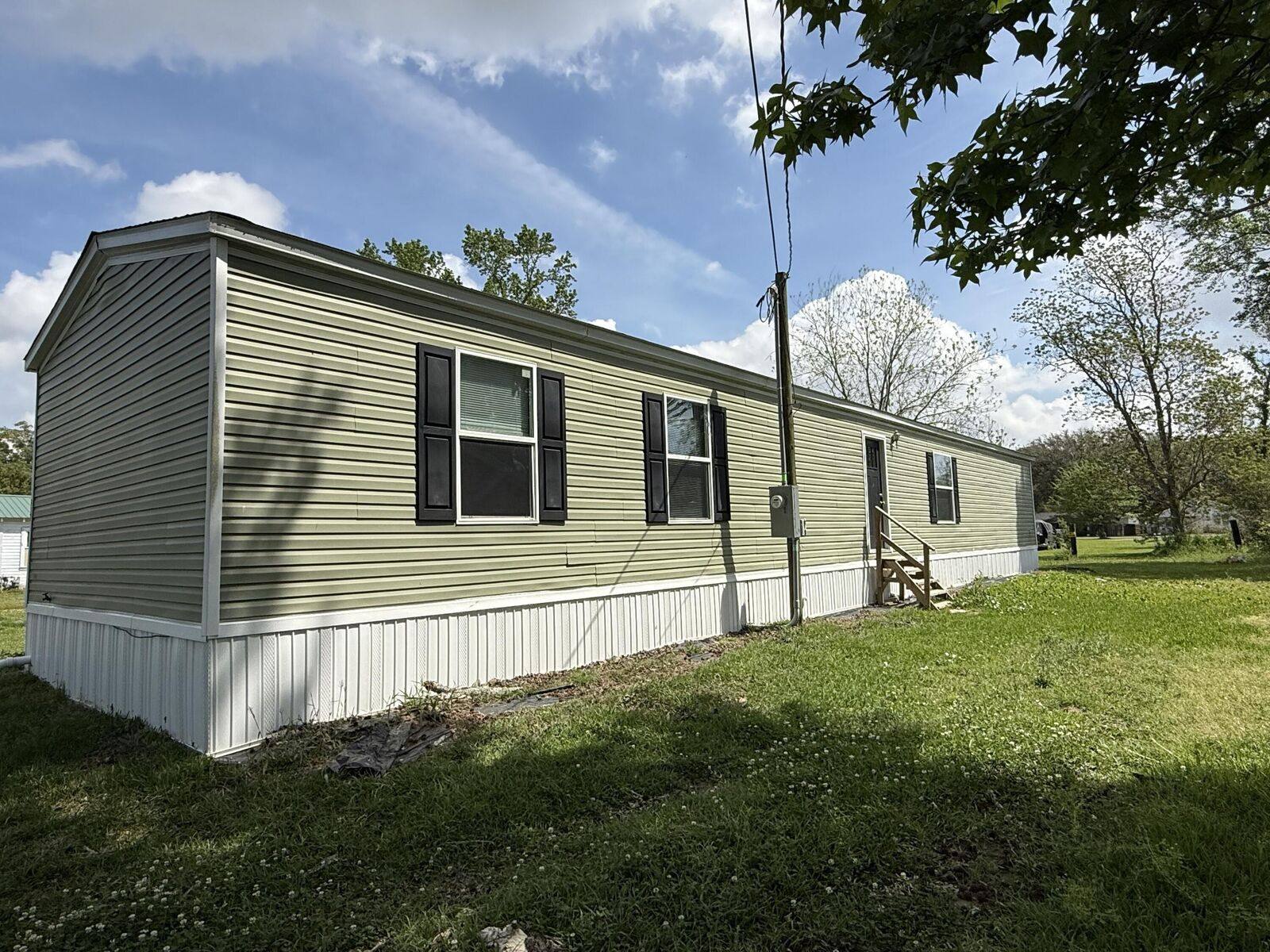 Property Photo:  214 4th St.  LA 70648 
