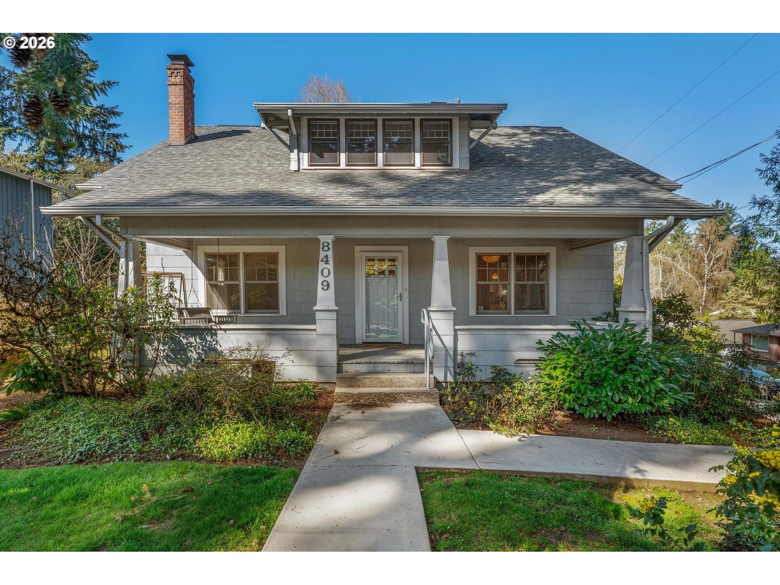 Property Photo:  8409 SW Capitol Hwy  OR 97219 