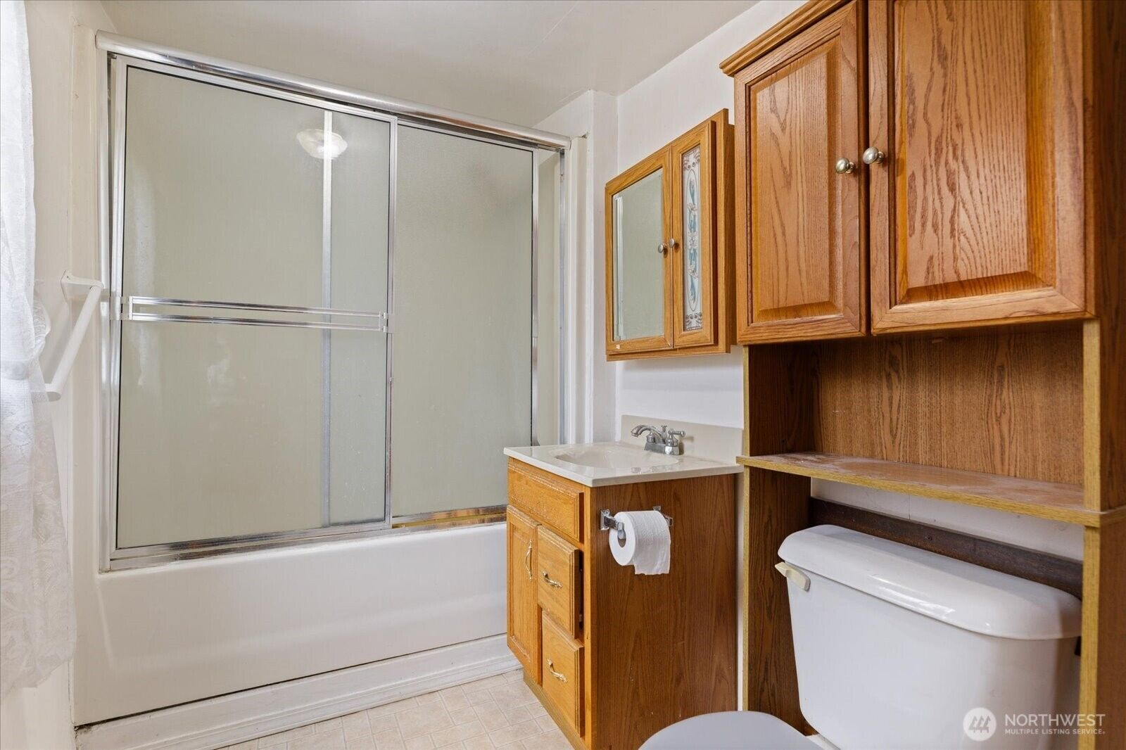 Property Photo:  1311  H Avenue  WA 98221 