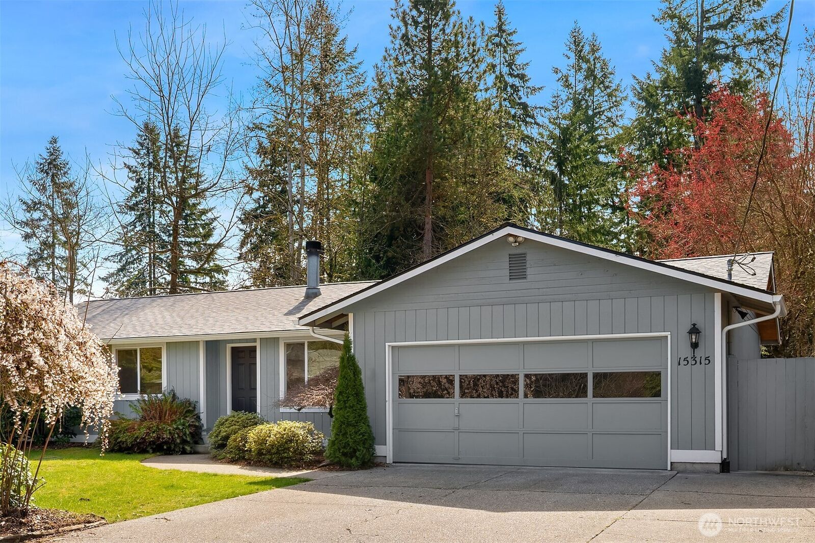 Property Photo: 15315 SE 142nd Street WA 98059