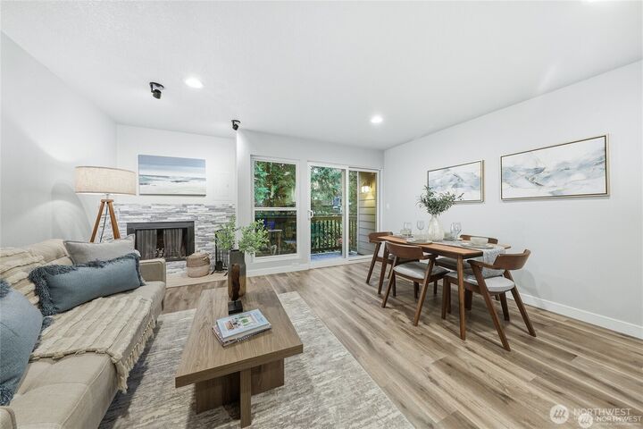 Property Photo:  1940 N Northgate Way  WA 98133 