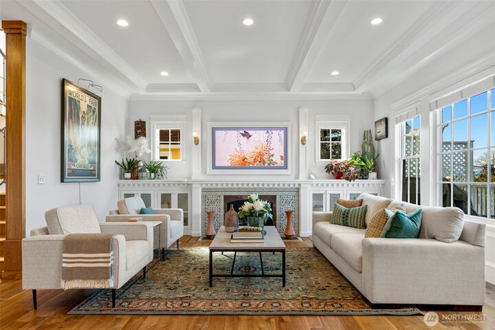 Property Photo:  3723  41st Avenue SW  WA 98116 