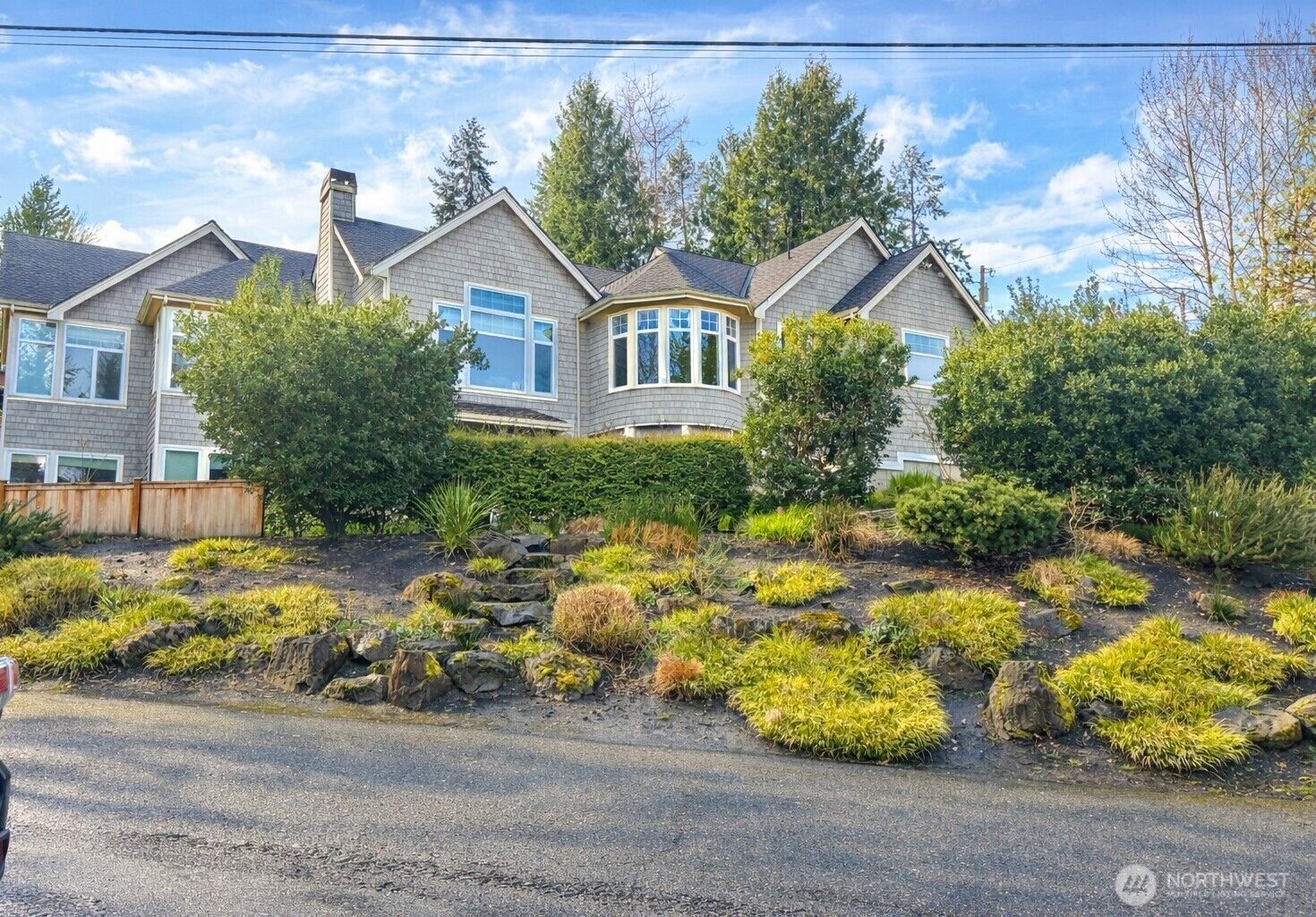 Property Photo:  2241  74th Avenue SE  WA 98040 