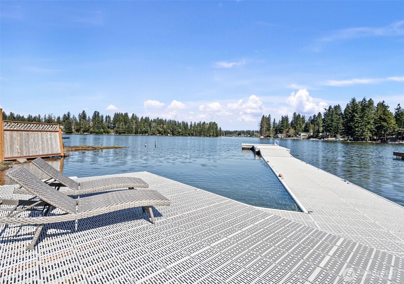 Property Photo:  16714  Pleasant Beach Drive SE  WA 98597 