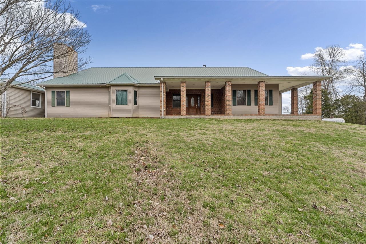 Property Photo:  3812 Mitchell Weaver Road  KY 42164 