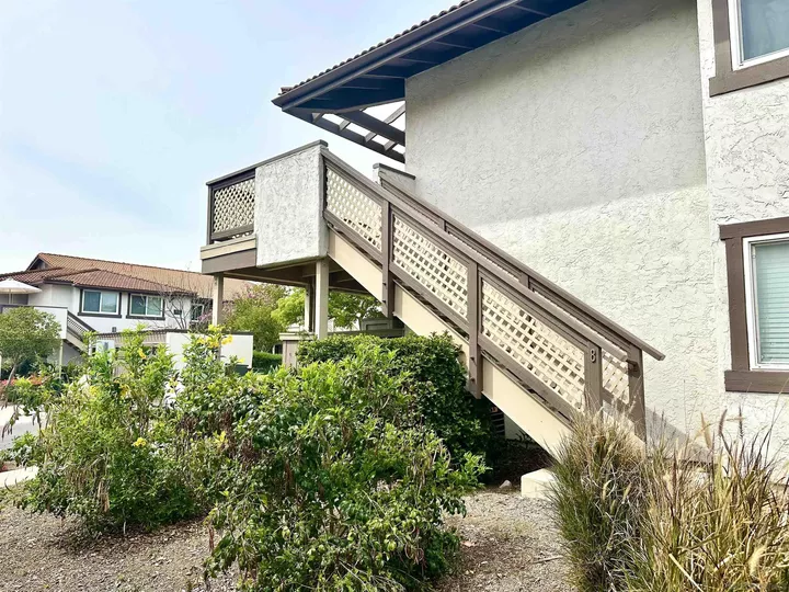 Property Photo:  9829 Caspi Gardens Unit 8  CA 92071 