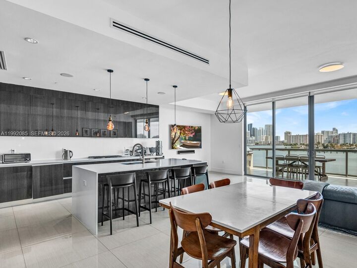 Property Photo:  3300 NE 188th St 511  FL 33180 