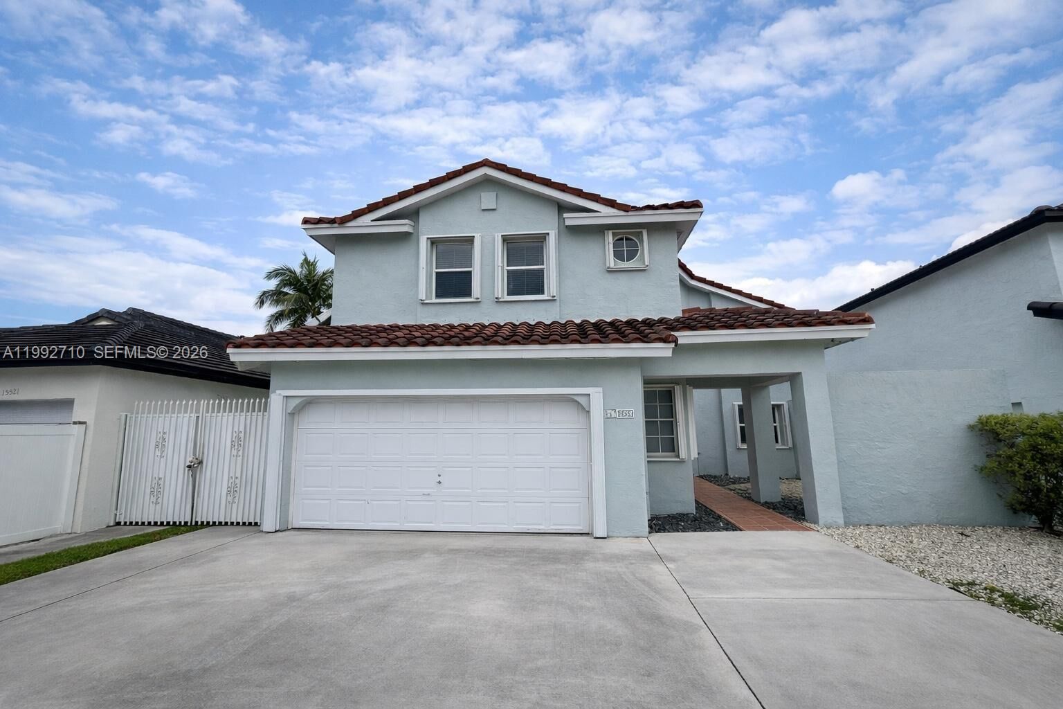 Property Photo: 15511 SW 59th St FL 33193
