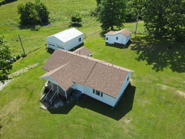 Property Photo: 6413 County Road 5-403 MO 65608