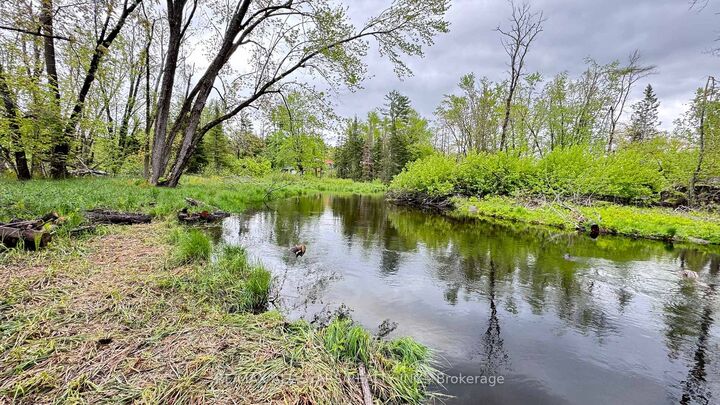 Property Photo:  2348 Northey's Bay Road  ON K0L 2H0 