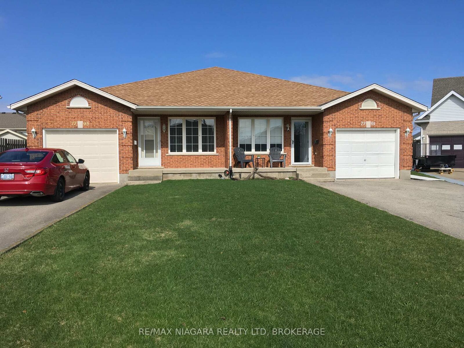 Property Photo: 7701 Cortina Crescent ON L2H 3B4