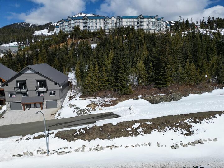 Property Photo: 11 Nordic Rd BC V9J 1L0