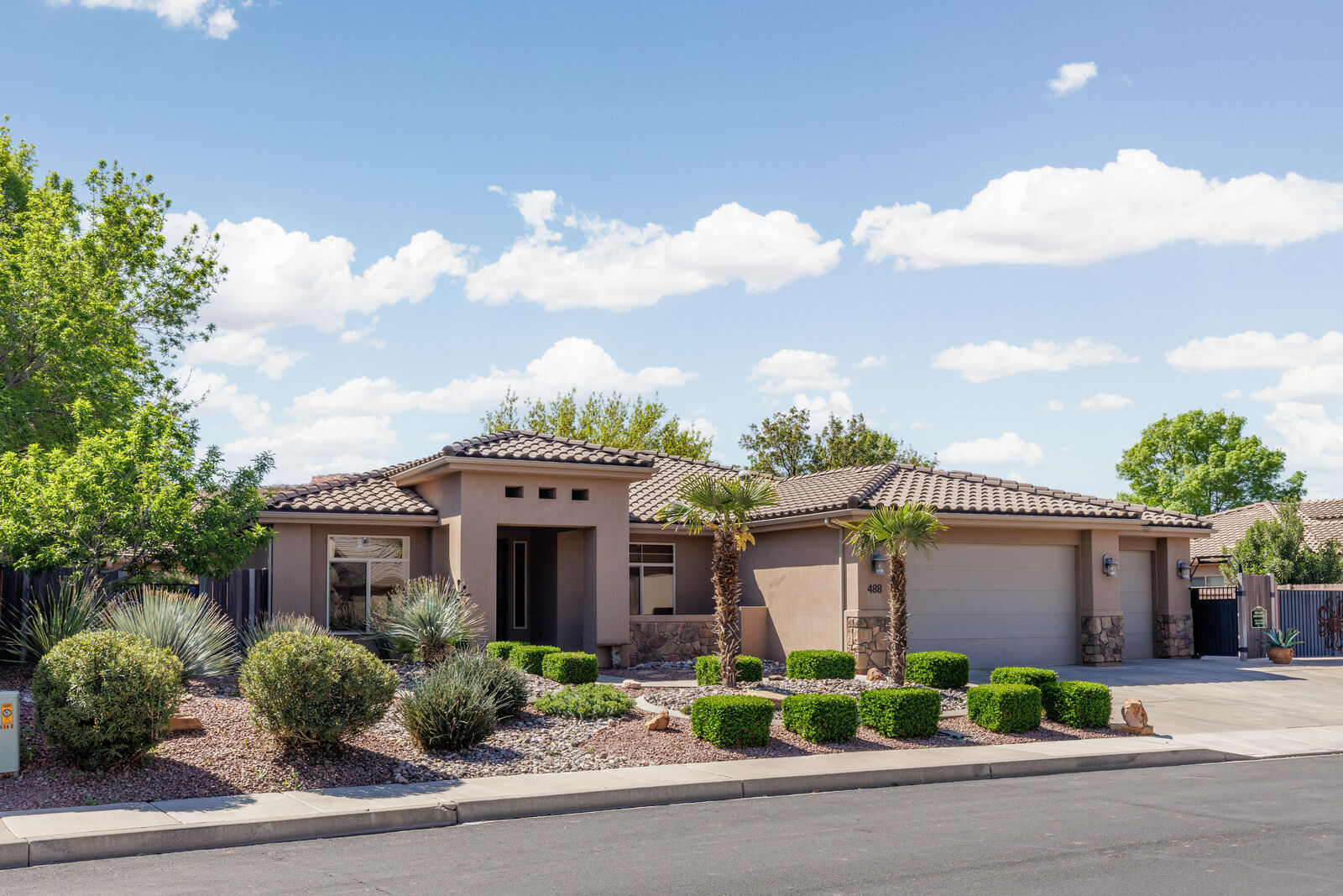 Property Photo:  488 E 1525 S  UT 84780 