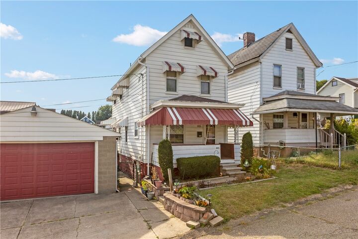 Property Photo: 805 Kentucky St PA 15014