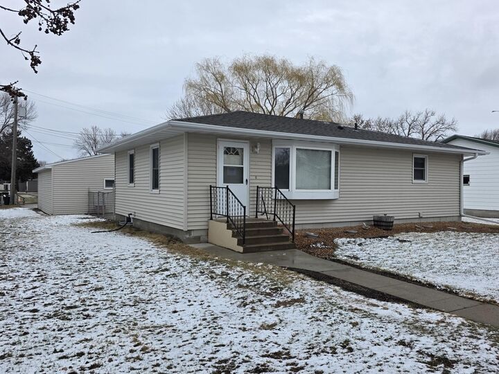 Property Photo:  7 S Greenwood Street  SD 57401 