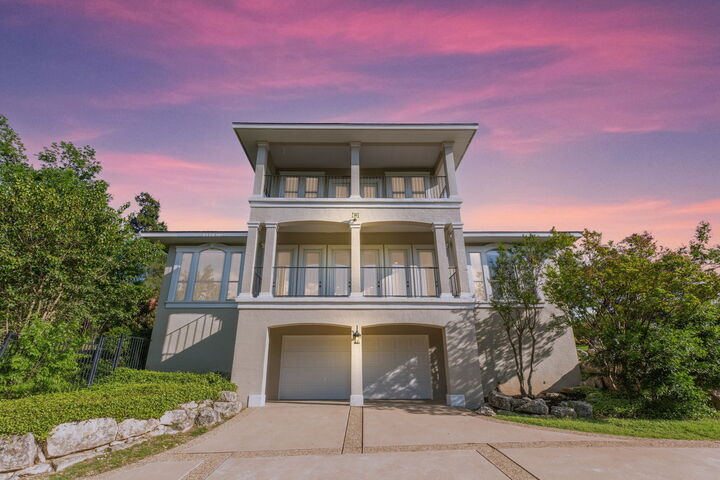 Property Photo:  10802 Love Bird Cove  TX 78730 