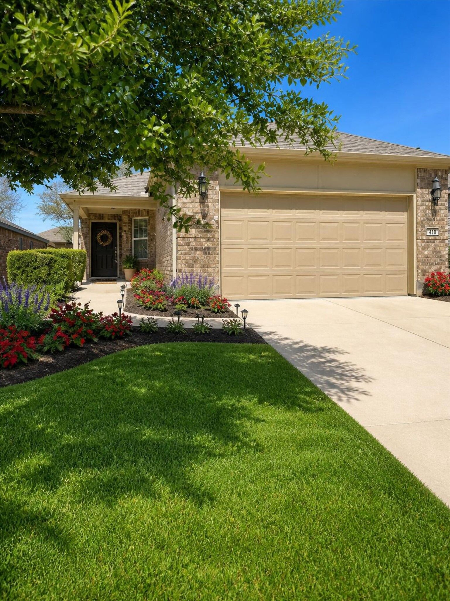 Property Photo:  410 Holiday Creek Lane  TX 78633 