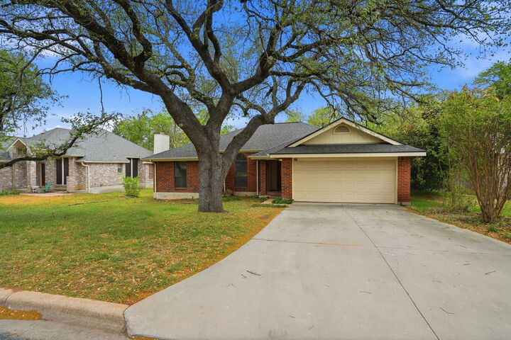 Property Photo:  306 Woodstone Drive  TX 78628 