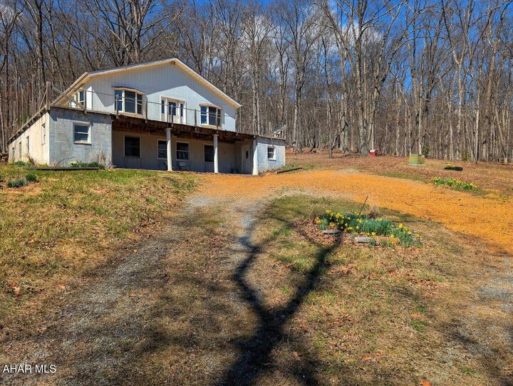 Property Photo:  364 Valentine Acres Road  PA 15535 