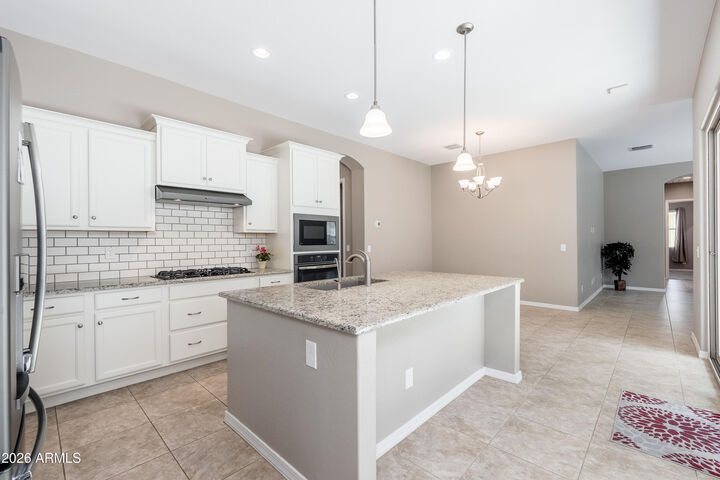 Property Photo:  4280 E Cynthia Street  AZ 85295 