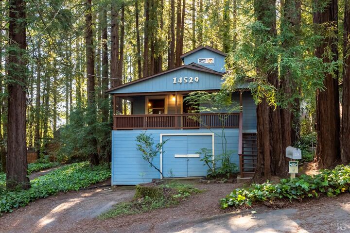 Property Photo:  14529 Redwood Lane  CA 95446 