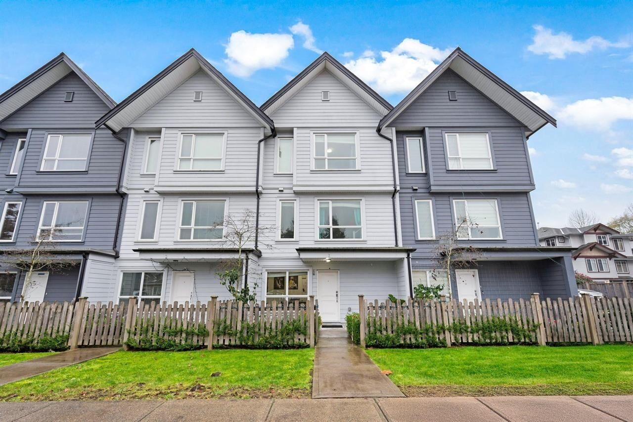Property Photo: 12088 76 Avenue 2 BC V3W 5Z2