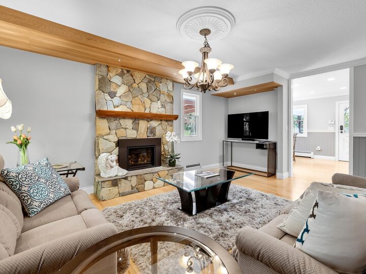 Property Photo: 21004 43 Avenue BC V3A 5X5