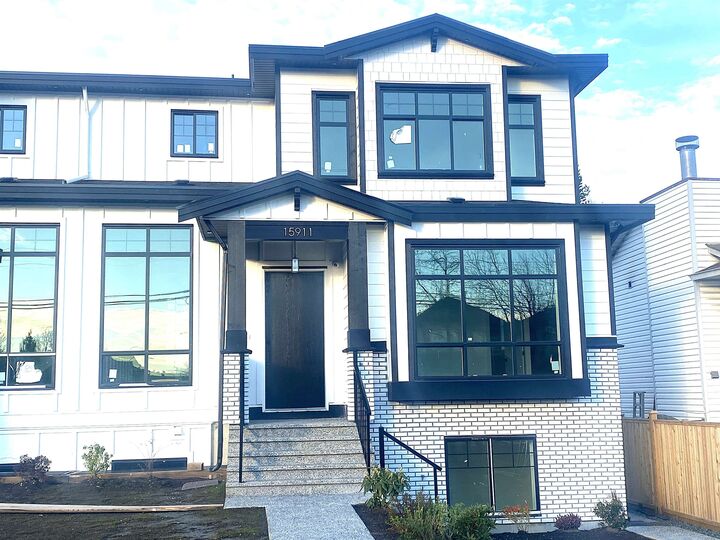 Property Photo: 15911 88 Avenue BC V4N 1H6