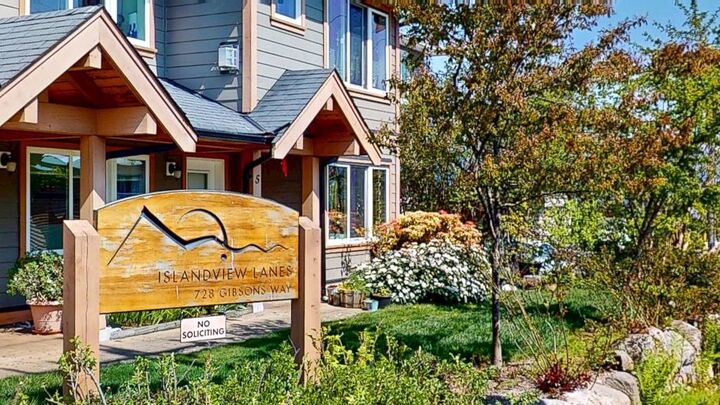 Property Photo:  728 Gibsons Way 1  BC V0N 1V9 