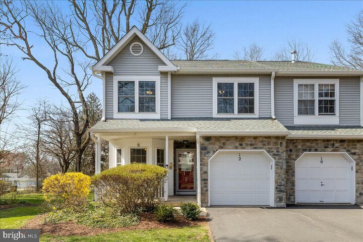 Property Photo:  12 Stonerise Drive  NJ 08648 