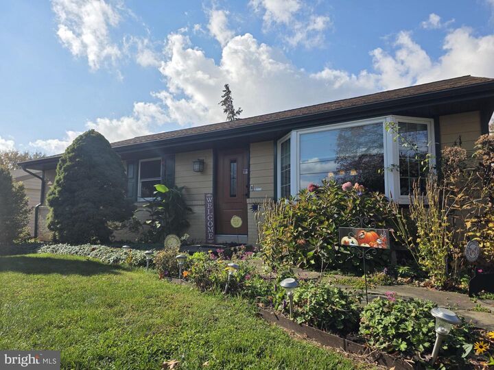 Property Photo:  2256 High Street  PA 17022 