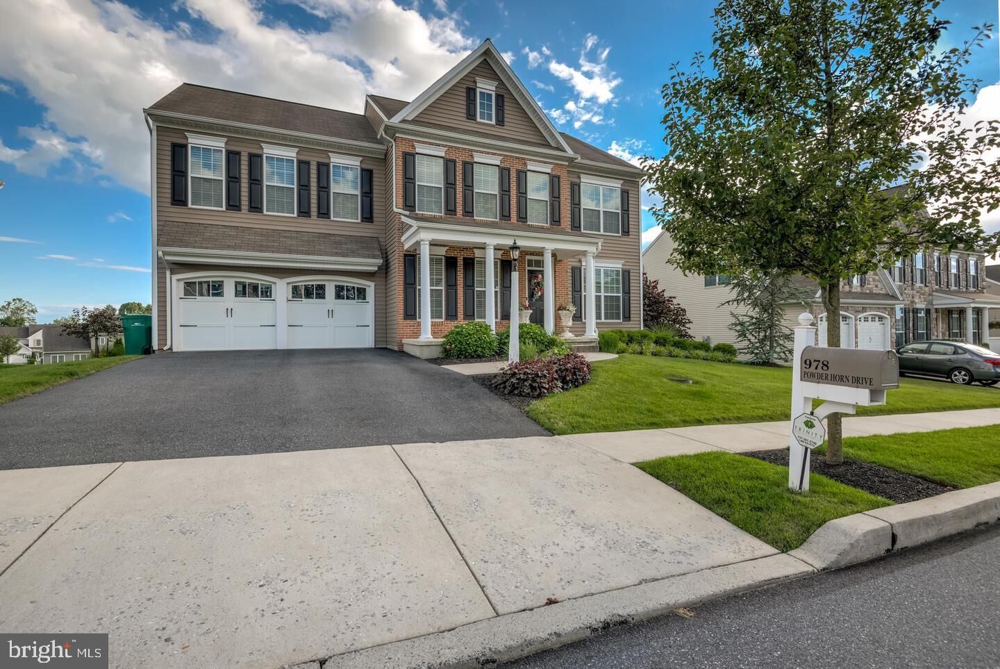 Property Photo:  978 Powder Horn Drive  PA 17036 